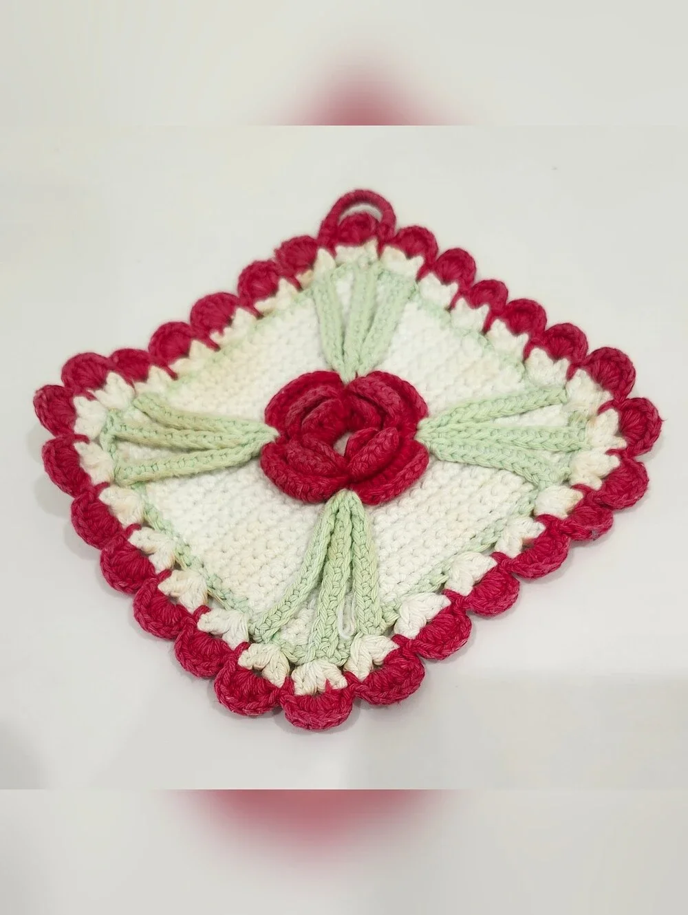 Potholder 2 Piece Set Red & White Roses Hand Crocheted Retro Nostalgia